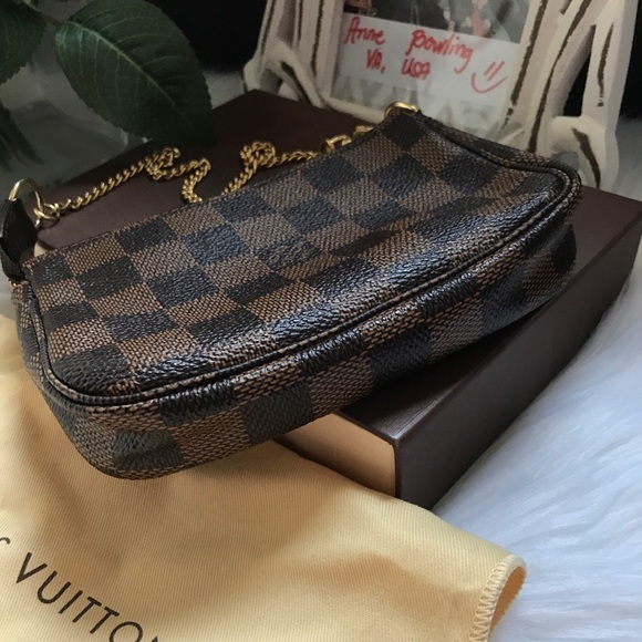 ❌SOLD❌
Mini Pochette Accessoires Trunks DE - Picture 6 of 6